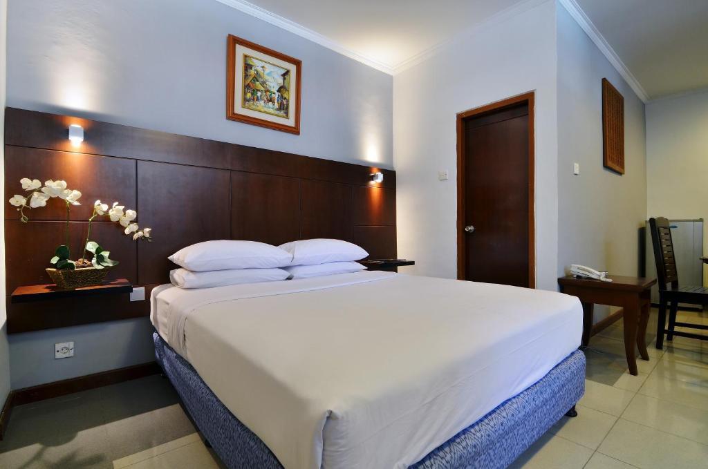 Rosani Hotel Kuta Lombok Esterno foto