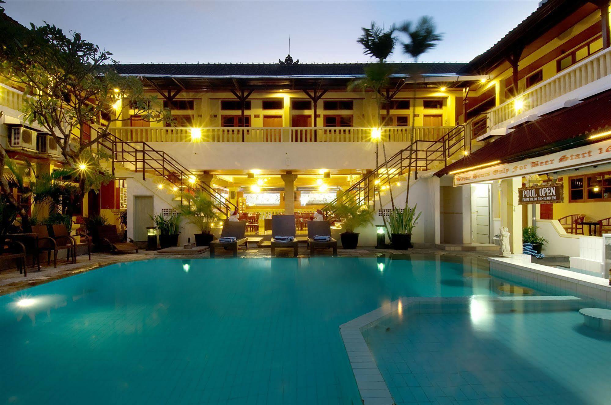 Rosani Hotel Kuta Lombok Esterno foto